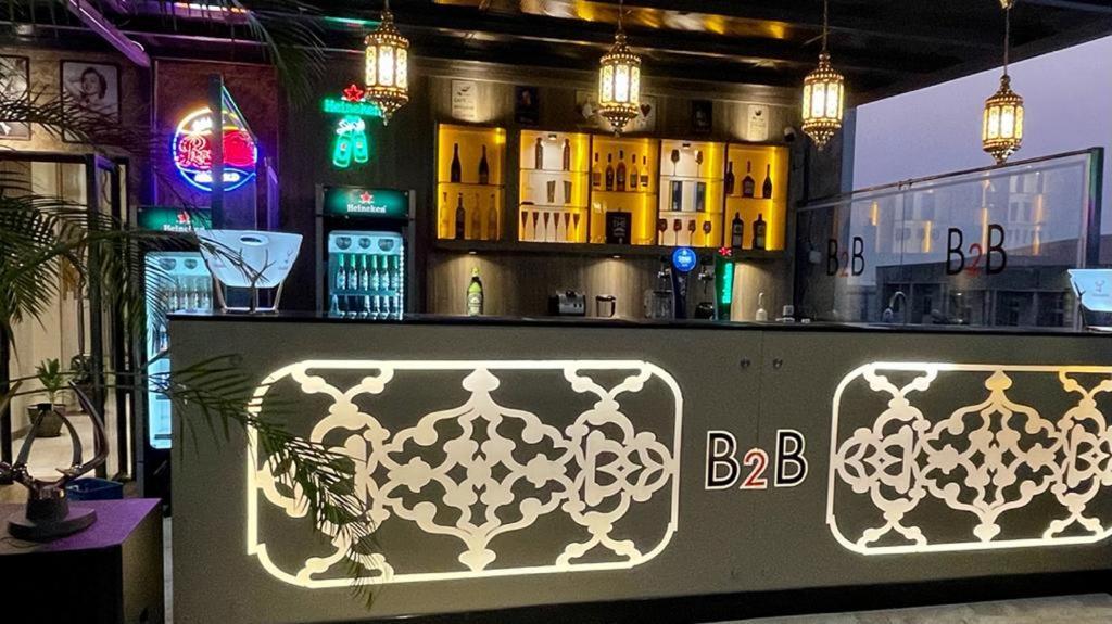 Phoenicia Suites Wupa Bagian luar foto