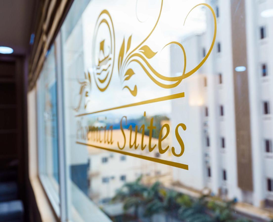 Phoenicia Suites Wupa Bagian luar foto